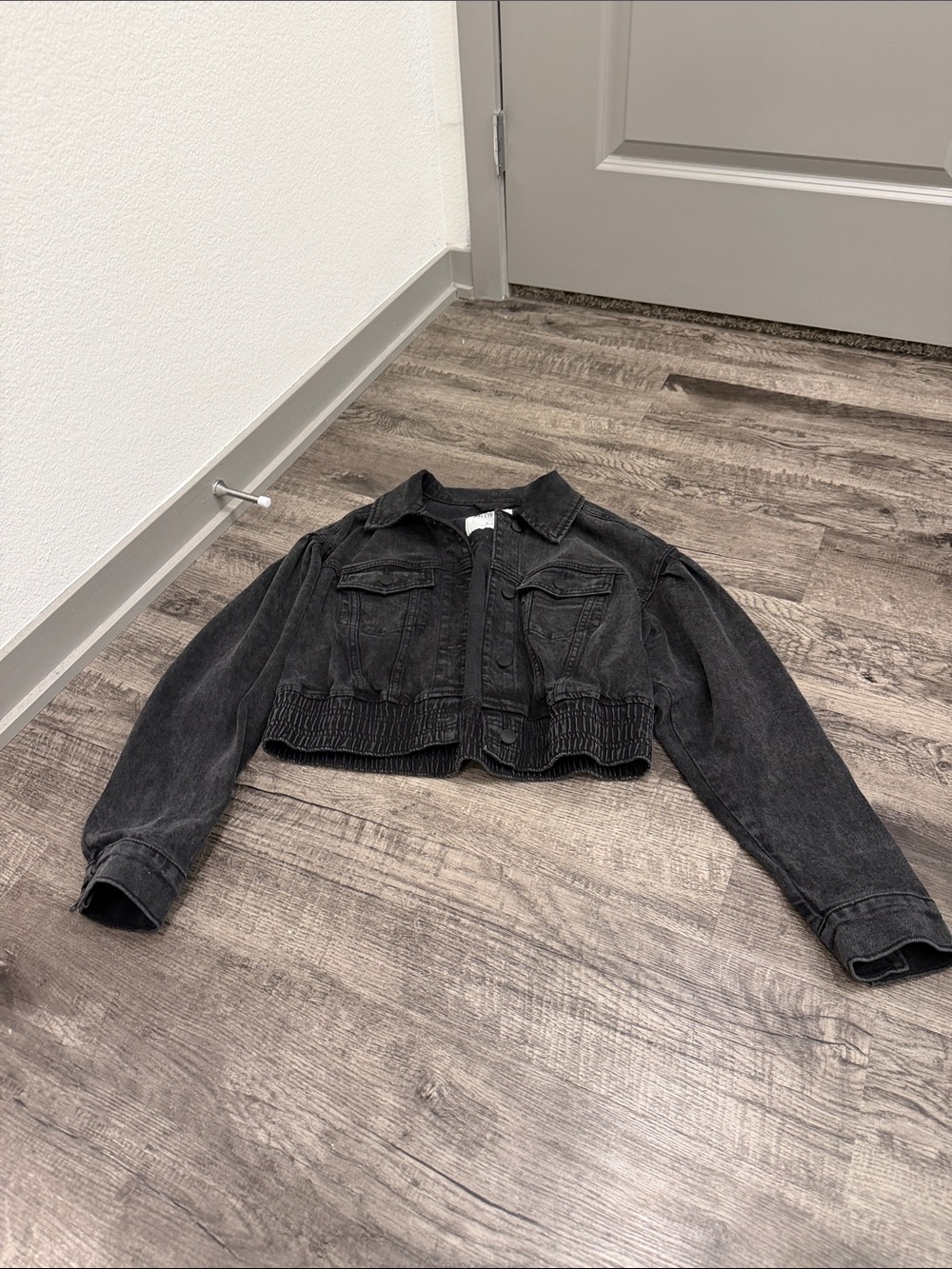 Black Cropped Denim Jacket